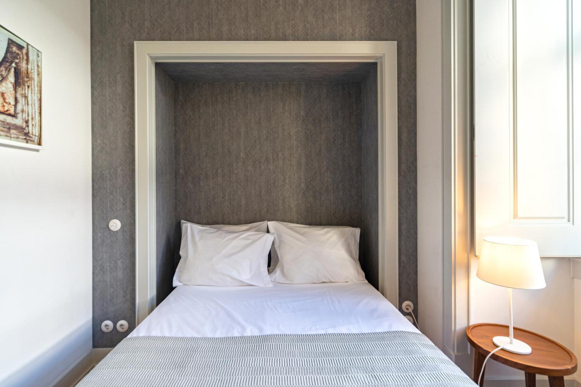 Bacalhoeiros 99 - Beautiful And Bright Apartment @ Baixa, Chiado Lisbon Bagian luar foto
