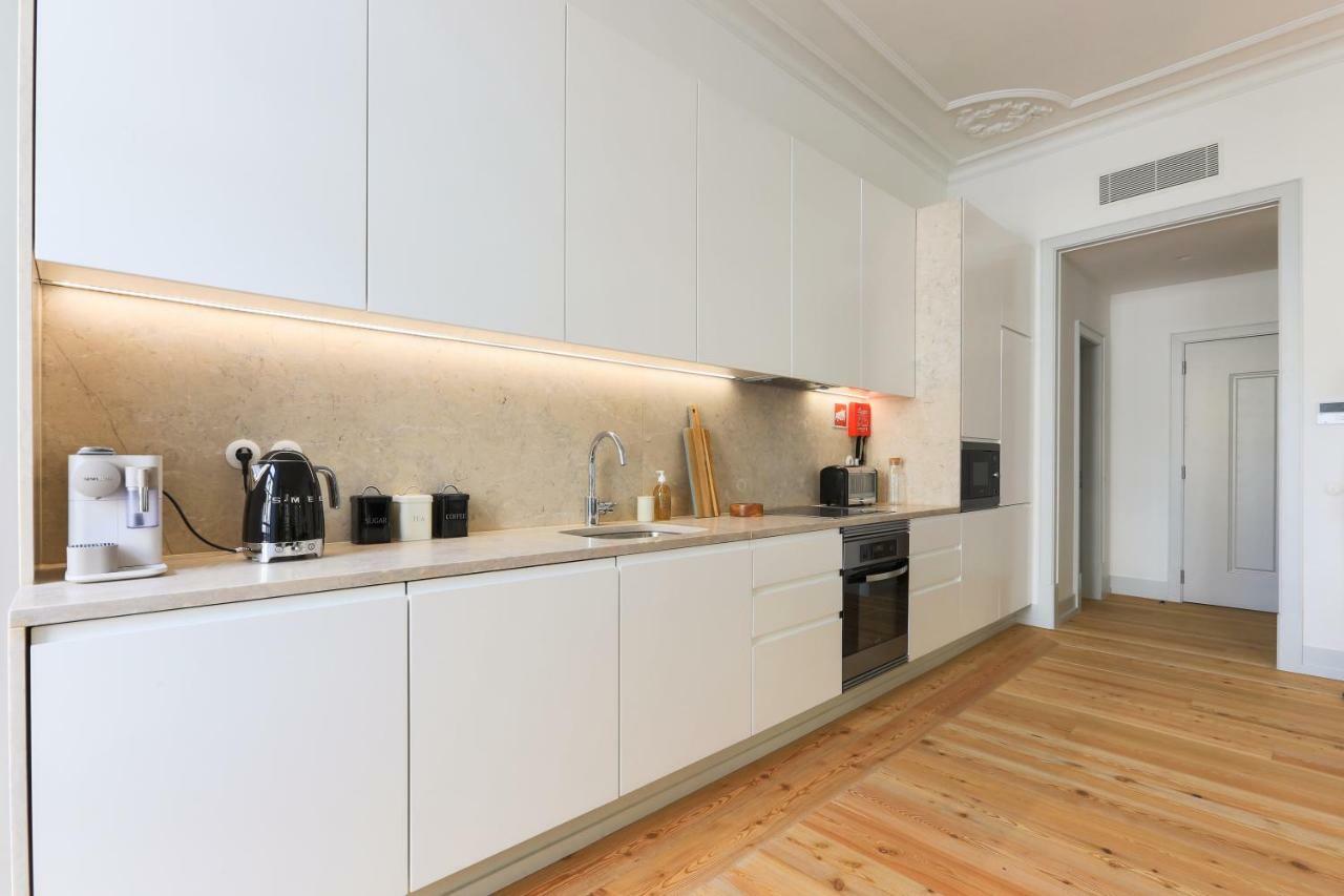 Bacalhoeiros 99 - Beautiful And Bright Apartment @ Baixa, Chiado Lisbon Bagian luar foto