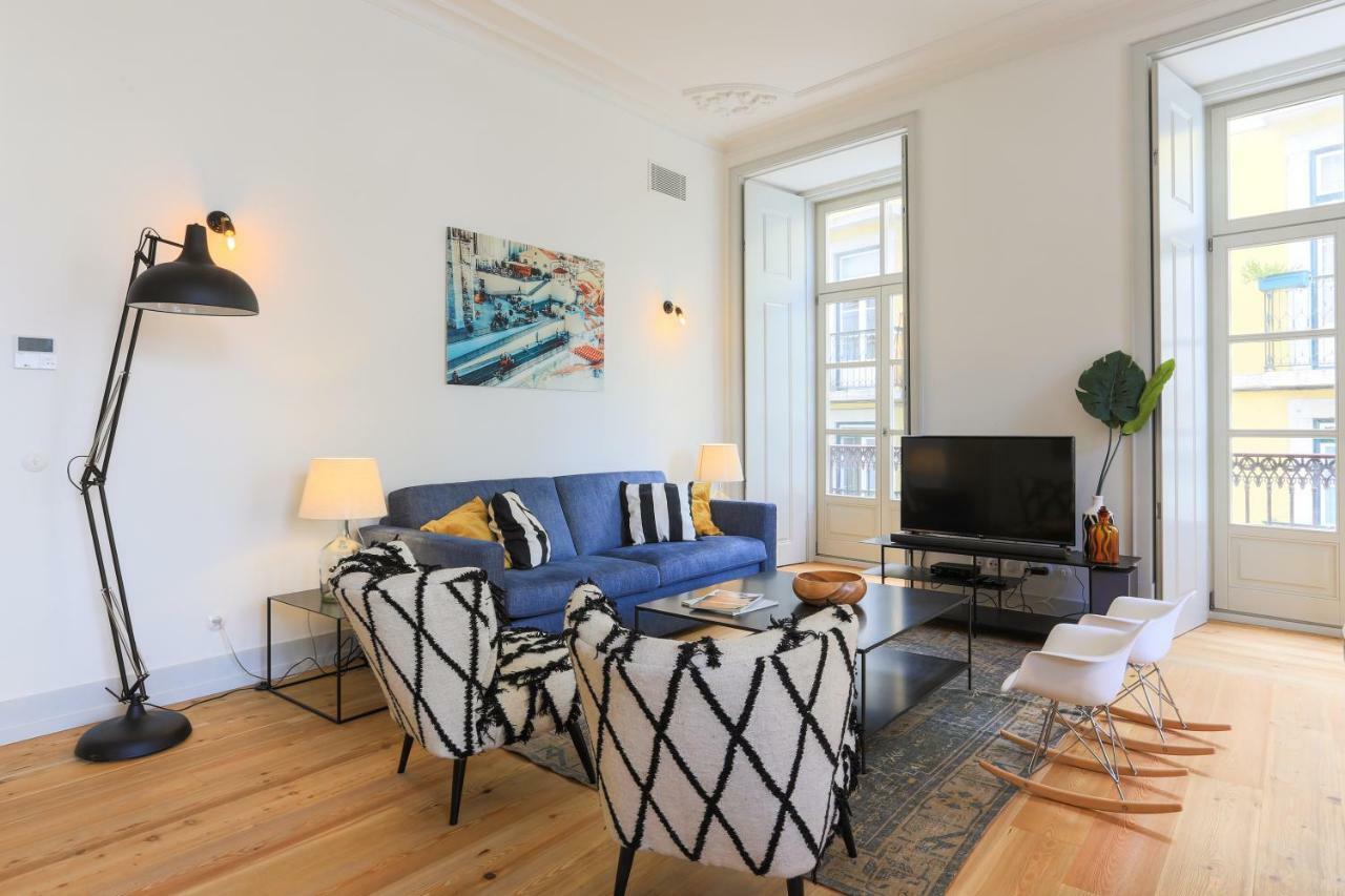 Bacalhoeiros 99 - Beautiful And Bright Apartment @ Baixa, Chiado Lisbon Bagian luar foto